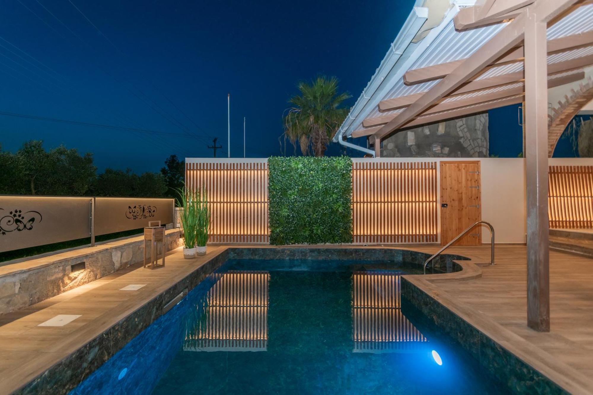 Ilision Aqua - Exclusive Private Pool Aparthotel Argassi